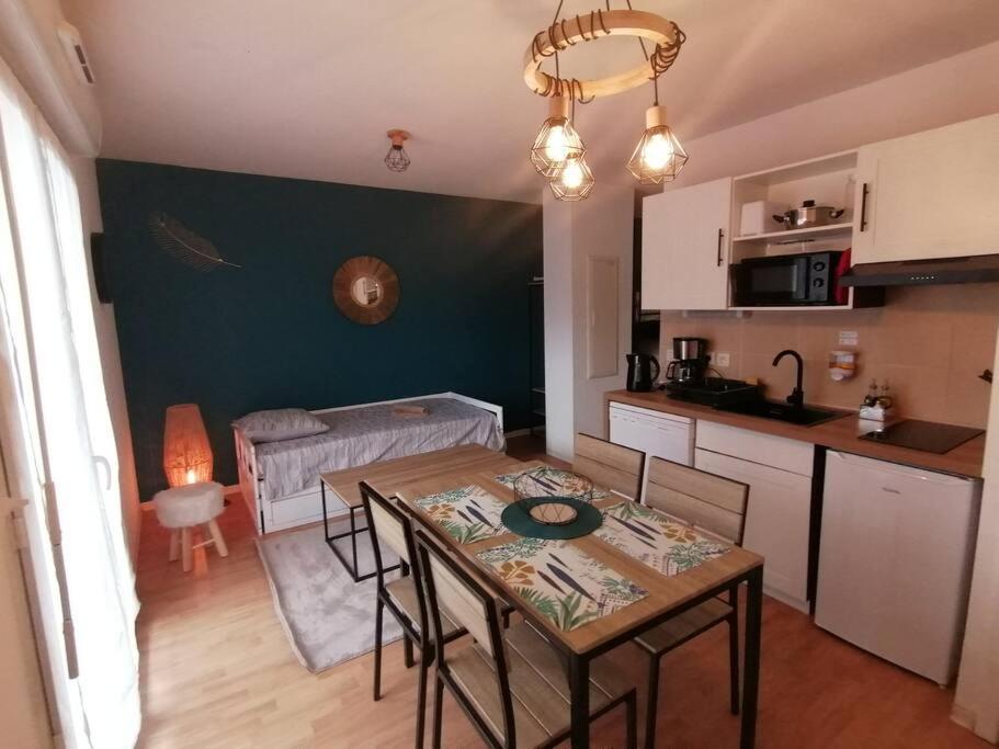 Appartement De La Marmotte Cendree, Dans Residence De Tourisme 3 Etoiles Lourdes Bagian luar foto